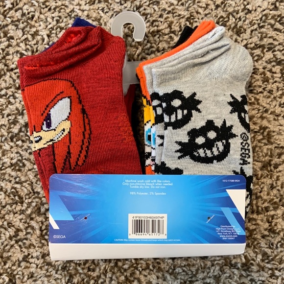 Sonic the Hedgehog No-Show Socks - Picture 2 of 3